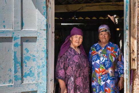 KYRGYZ WOMEN AT THE DOOR 2023