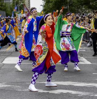 Japan Dancers 4