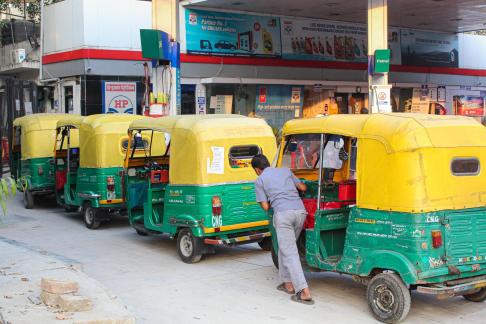 Fueling tuktuks