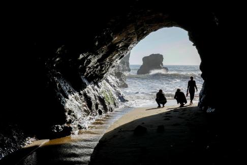 Shark Fin Cove 07