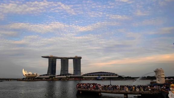 M Bay and merlion