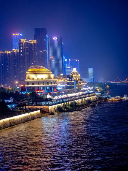 Night Scenery by the River1