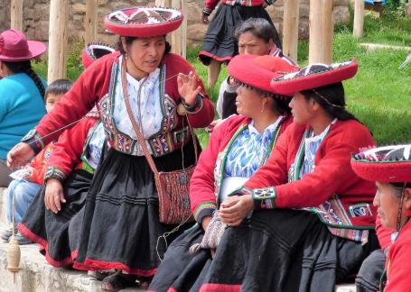 Women at work in Peru