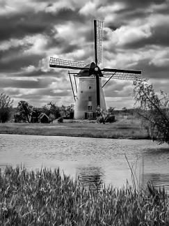 GRAIN GRINDING WINDMILL 2