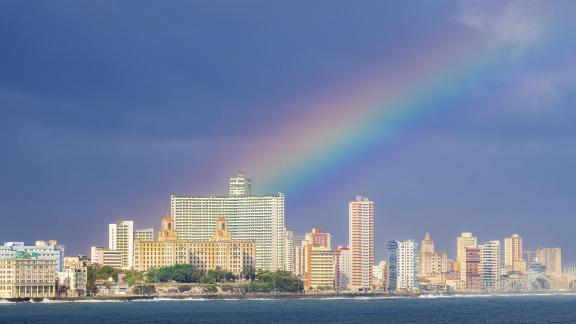 Havana Skyline w Rainbow