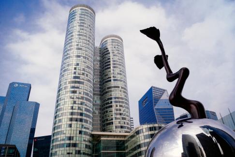 La Defense des spheres