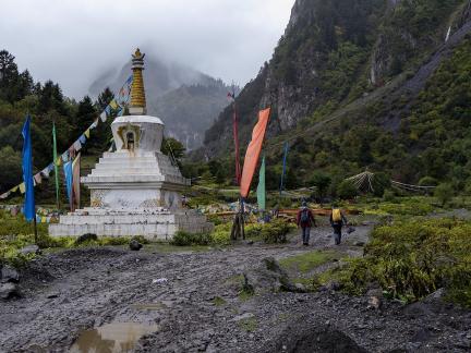 Passing Buddhist Chorten