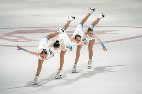 Synchronized skating 16