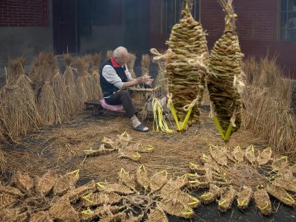 Making straw sandals