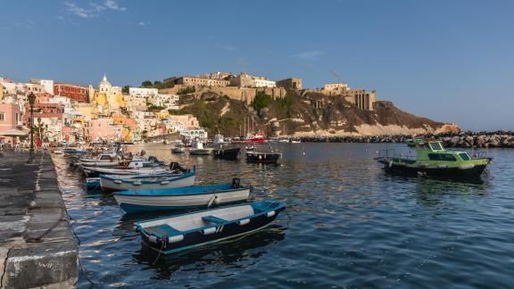 MARINA PROCIDA ISLAND 23