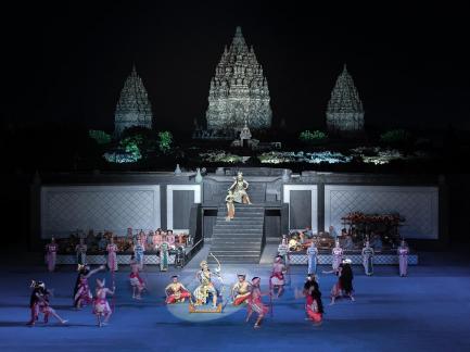 Indonesian traditional dance