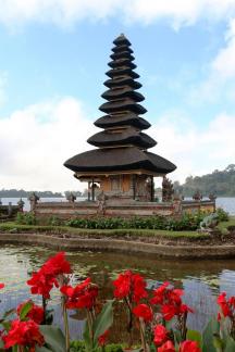 Ulun Daru Temple Indonesia 2