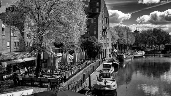 Life Along A Dutch Canal 2