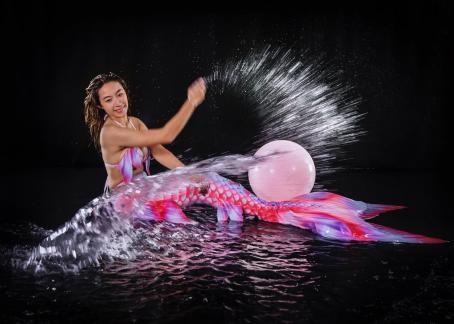Splashing water