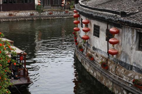 Dream into the water town 17