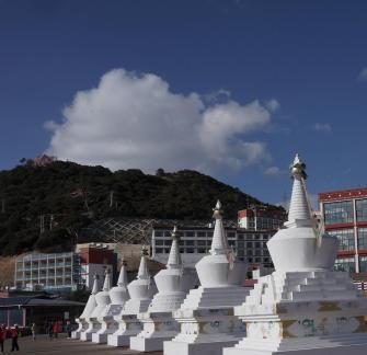 Snowy Mountain Stupa 22