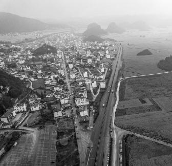 The Poetry of the Earth 19