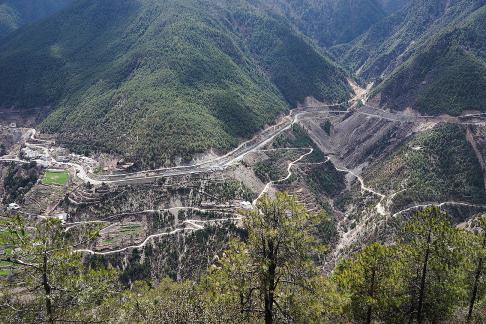 The winding mountain path 3