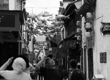 Old events in the city 6