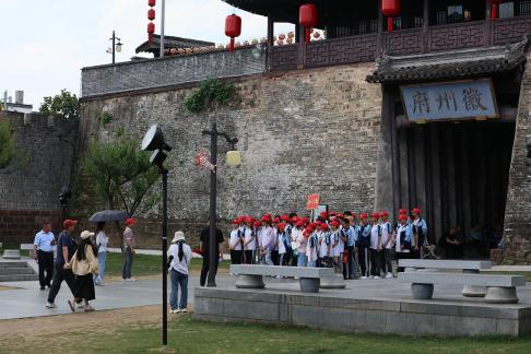 Old events in the city 15