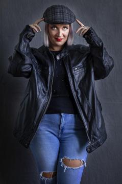Lola-10