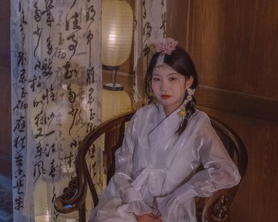 Ancient costume characters 9
