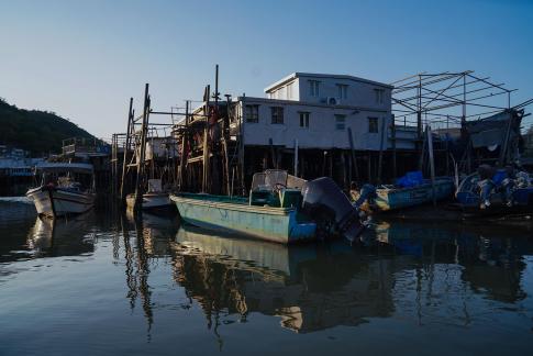 Fishing Village Hanging Foot Tower