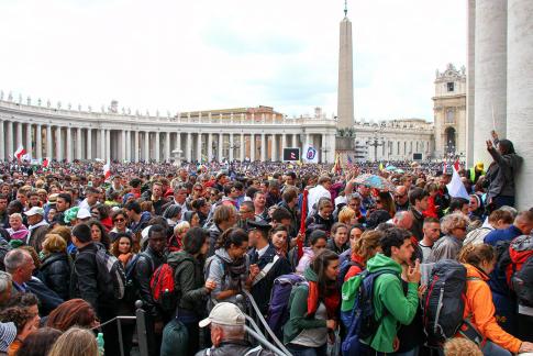 People in the square21