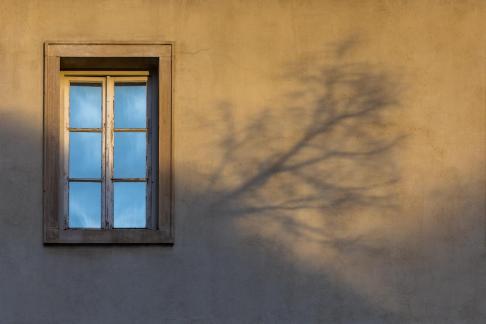 SHADOW WINDOW ZAGREB