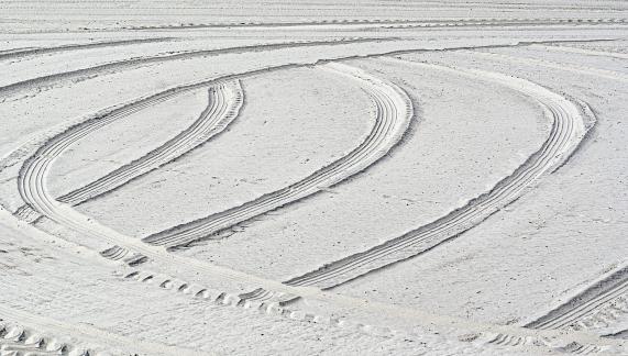 Sillons sur la plage