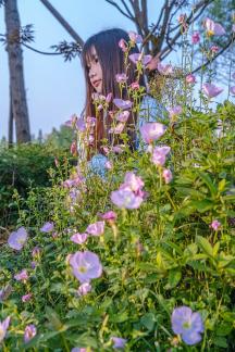 Flowers and Girls 2