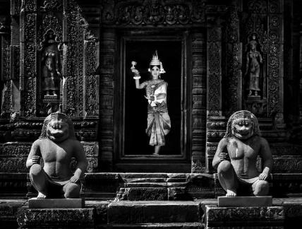 Lady dancing in Cambodia