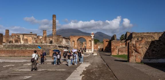 VISITING THE RUINS OF POMPEII