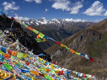 Yunnan Prayer Line