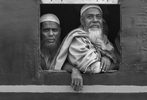 Toji train station in Dhaka 14