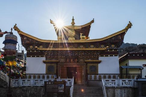 Feilai Temple