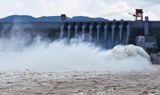 Songhua Lake flood discharge