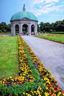 Flower path Hofgarten