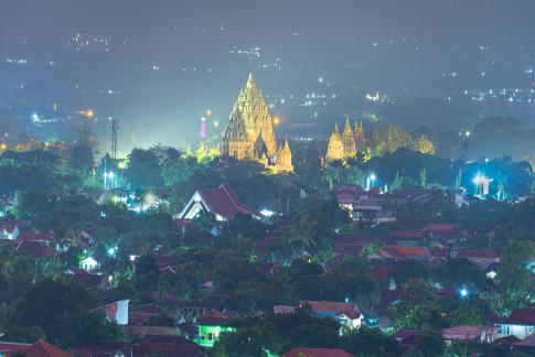 temple night view