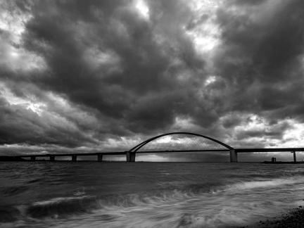 Storm at the bridge_032