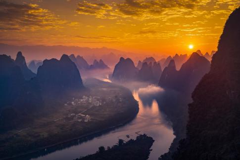 Sunrise Xianggong Mountain